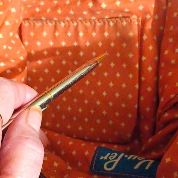 PRICE DROP TODAY🥀 👜🥀CUTE FOSSIL PURSE - Picture 7 of 8